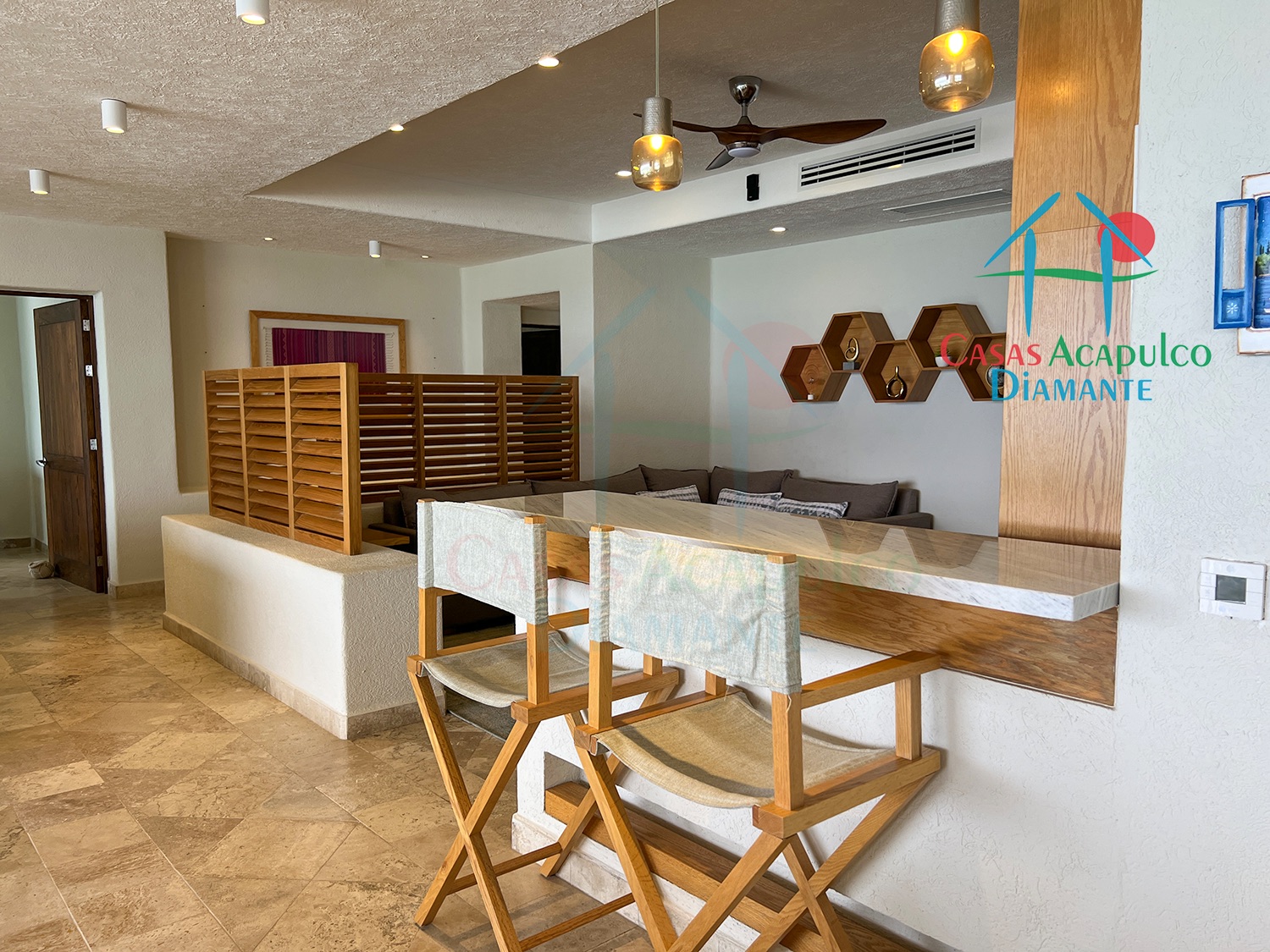 Dos Soles T3 402 - Sala de televisión 1